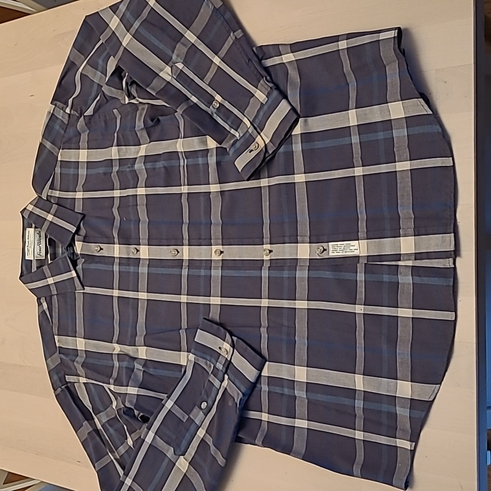 LIKE NEW VTG 90s Four Winds Blue Plaid Button Front Cotton Blend Shirt